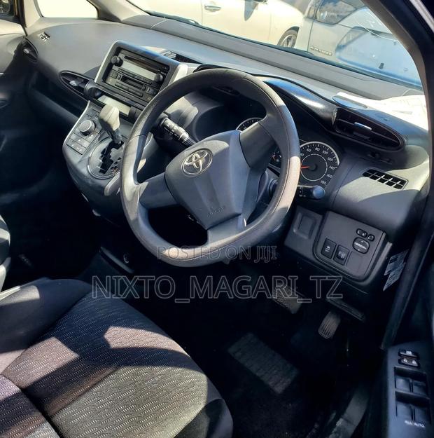 Toyota Wish 2009 Black