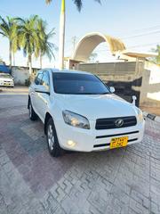 Toyota RAV4 2006 White for sale