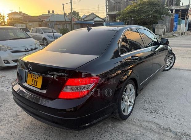 Mercedes-Benz C-Class 2009 Black