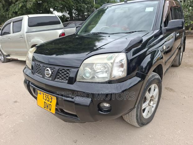 Nissan X-Trail 2005 Black