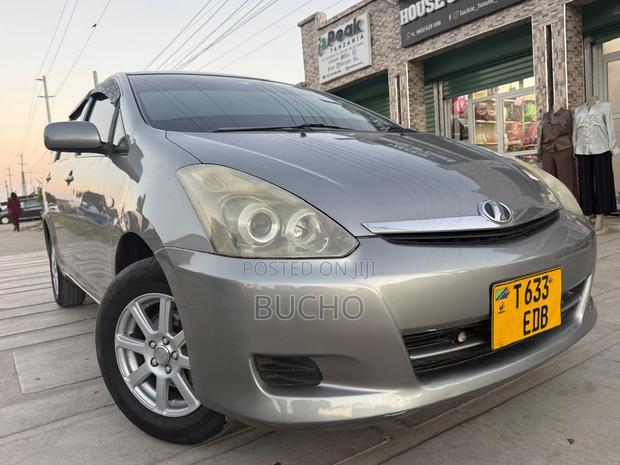 Toyota Wish 2007 Gray