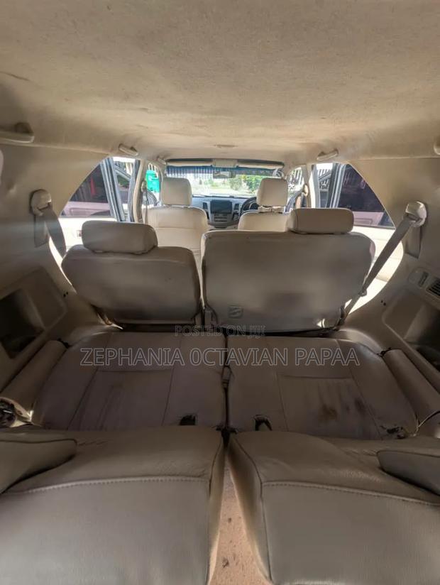 Toyota Fortuner 2006 Gray