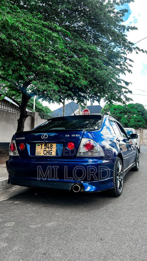 Toyota Altezza 2004 Blue