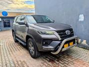 Toyota Fortuner 2022 Gray for sale