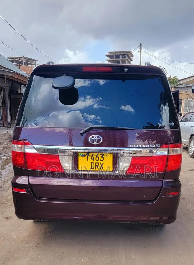 Toyota Alphard 2005 Maroon