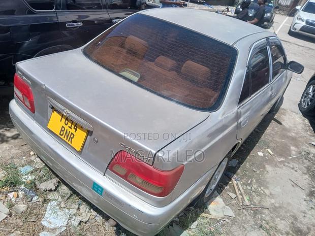 Toyota Carina 1.5 FWD Sedan 2001 Silver