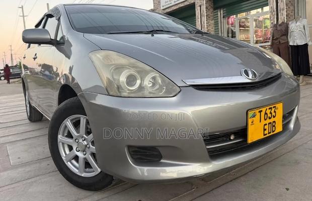 Toyota Wish 2007 Gray