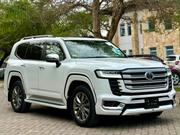 Toyota Land Cruiser 2024 White for sale