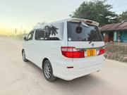 Toyota Alphard 2005 White for sale