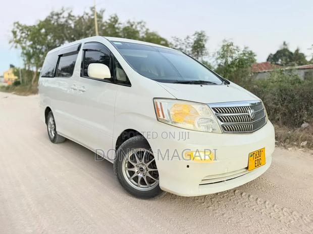 Toyota Alphard 2005 White