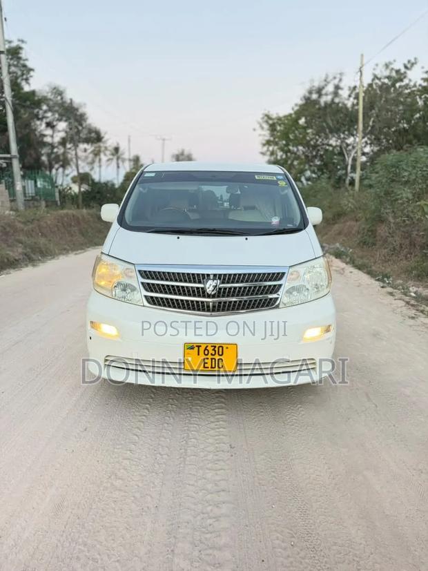 Toyota Alphard 2005 White