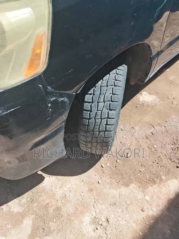 Toyota Noah 2.0 FWD (8 Seater) 2005 Black