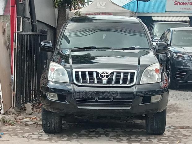 Toyota Land Cruiser Prado 2006 Black