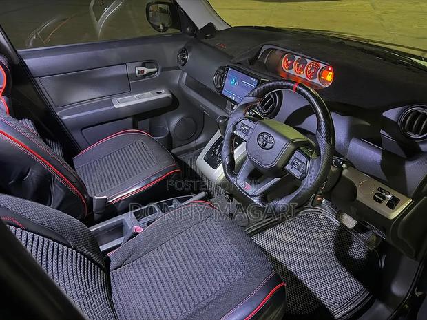 Toyota Corolla Rumion 2009 Black