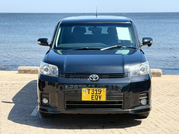Toyota Corolla Rumion 2008 Black