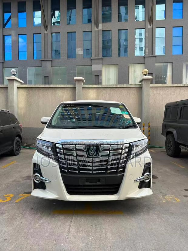Toyota Alphard 2015 White