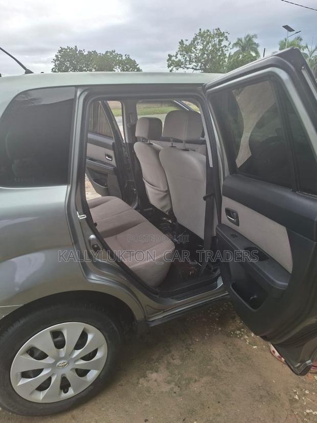 Mazda Verisa 2008 Gray