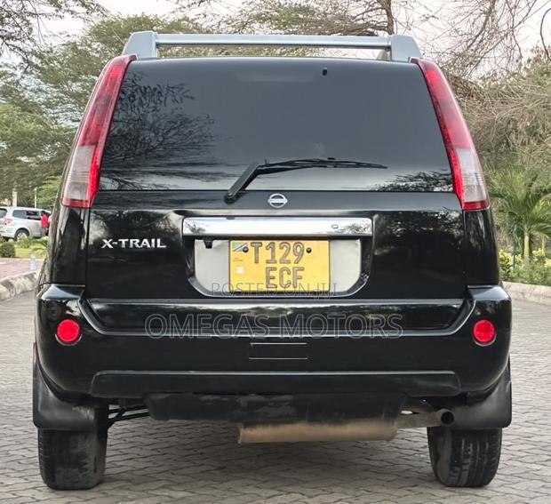 Nissan X-Trail 2.0 2006 Black