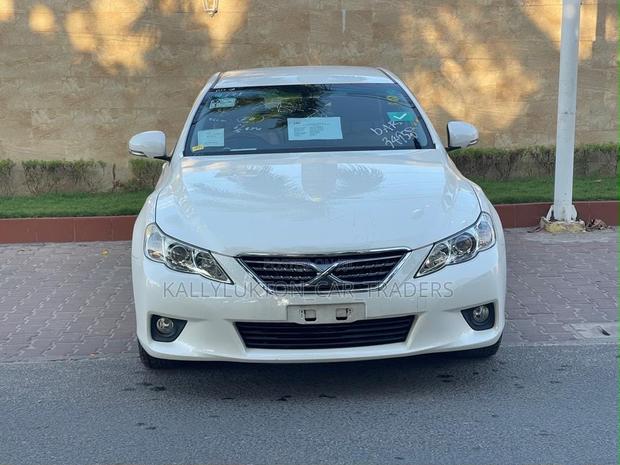 Toyota Mark X 2010 White