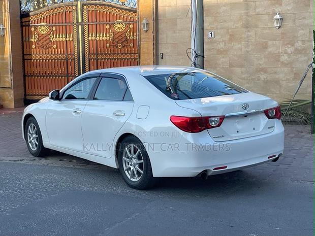 Toyota Mark X 2010 White