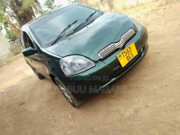 Toyota Vitz 1.0 FWD 3dr 2003 Green
