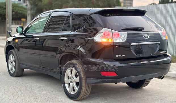 Toyota Harrier 2.4 2006 Black