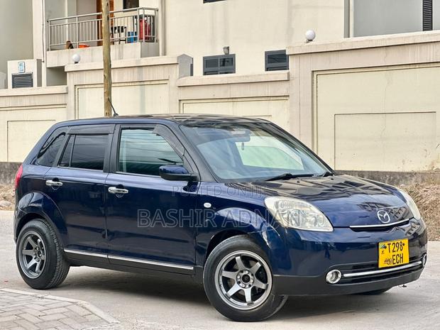Mazda Verisa 2008 Blue