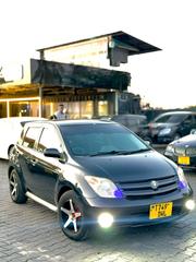 Toyota IST 2005 Gray for sale