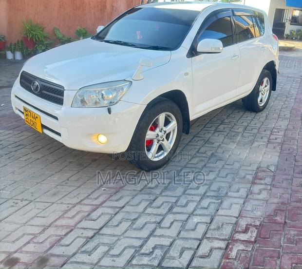 Toyota RAV4 2.4 2005 White