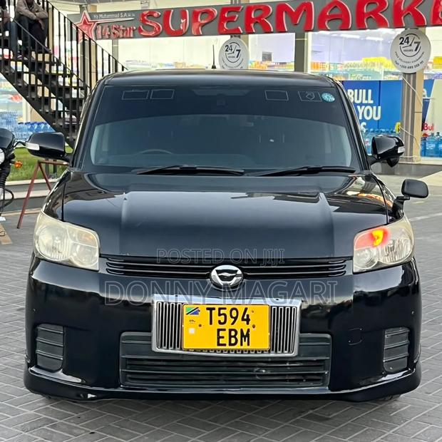 Toyota Corolla Rumion 2009 Black