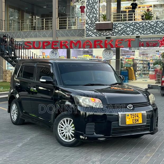 Toyota Corolla Rumion 2009 Black