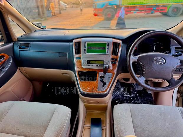 Toyota Alphard 2007 White