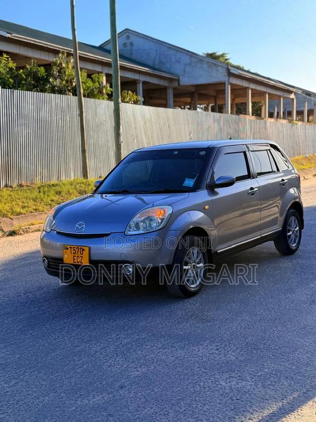 Mazda Verisa 2007 Silver