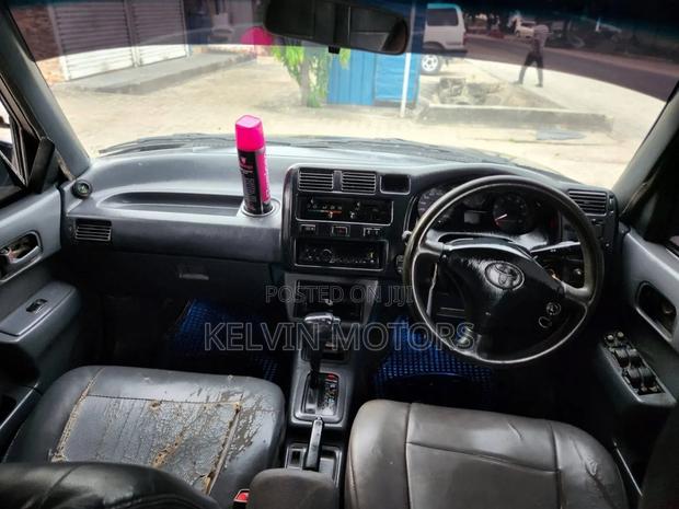 Toyota RAV4 1997 Black