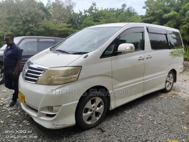 Toyota Alphard 2006 White