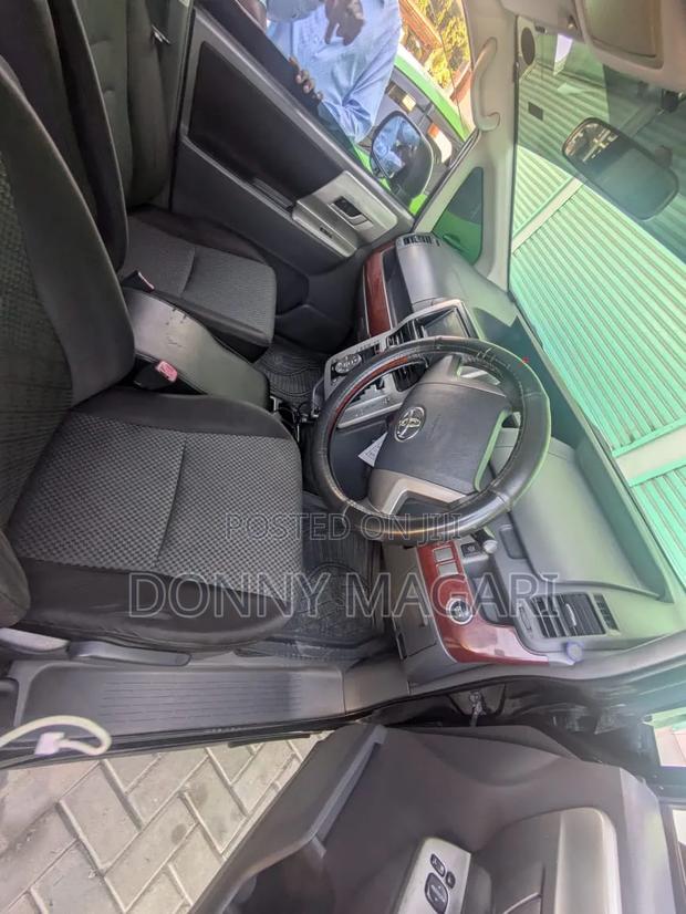 Toyota Noah 2007 Black