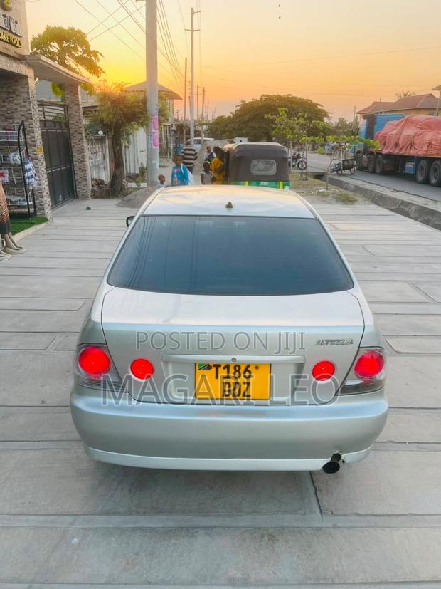 Toyota Altezza 2004 Silver