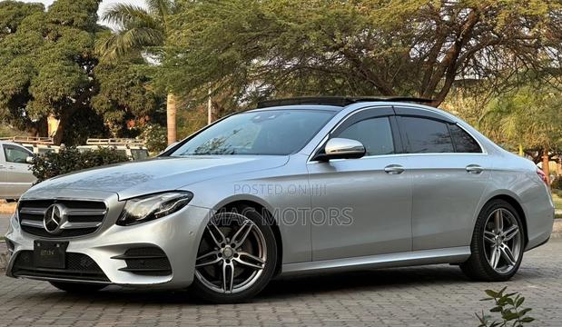 Mercedes-Benz E250 2016 Silver