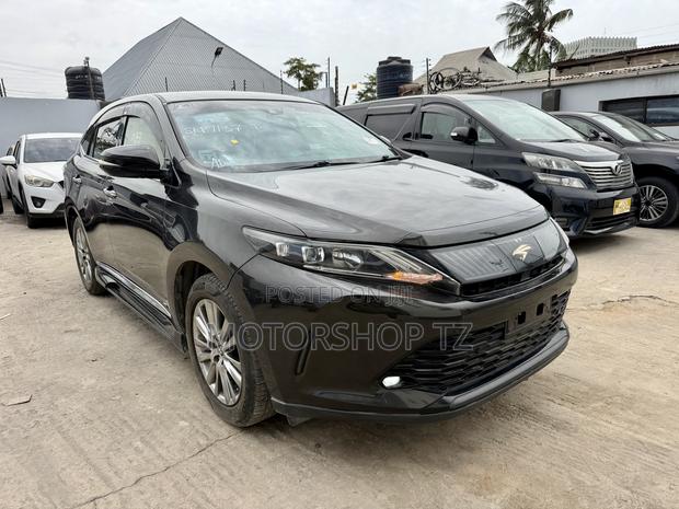 Toyota Harrier 2.0 2016 Brown