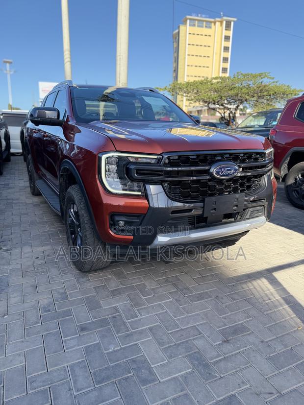 New Ford Ranger Wildtrak 2023 Maroon