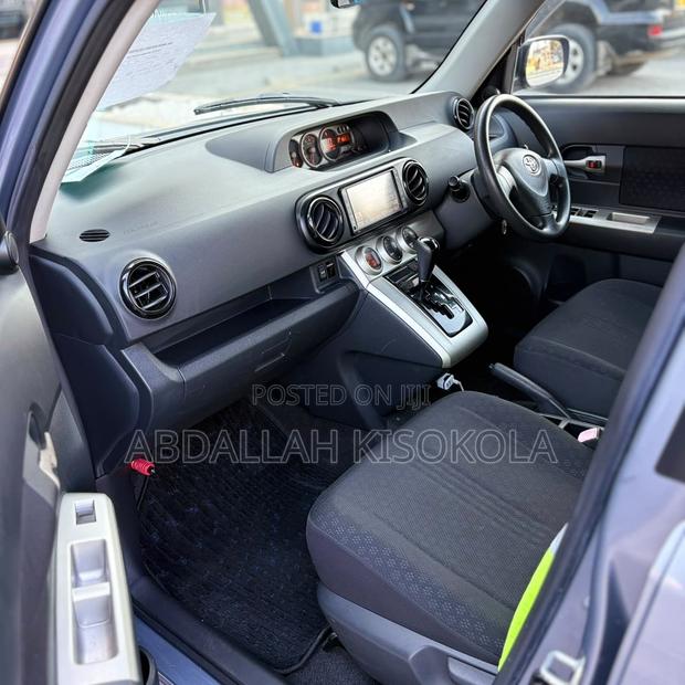 Toyota Corolla Rumion Hatchback 1.5 FWD 2008 Gray