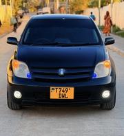 Toyota IST 2005 Black for sale