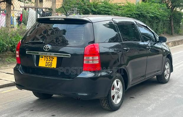 Toyota Wish 2005 Black