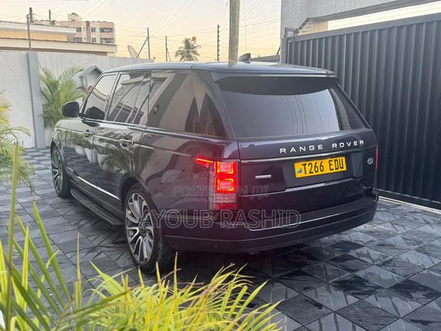 Land Rover Range Rover 2017 Blue