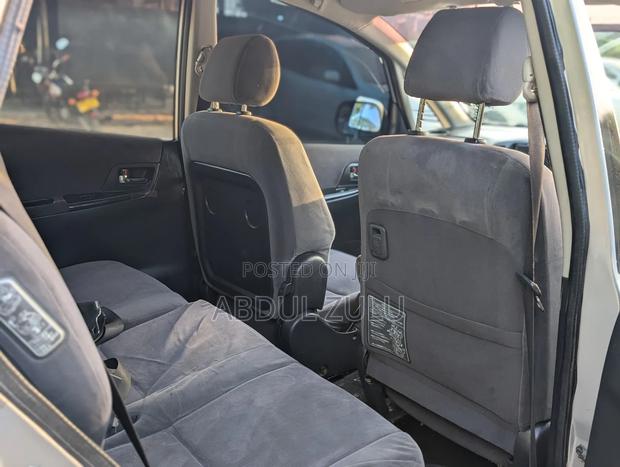 Toyota Corolla Spacio 2004 Silver