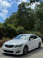 Toyota Crown 2009 White for sale