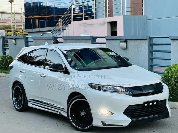 Toyota Harrier 2016 White