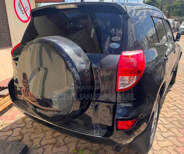 Toyota RAV4 2007 Black