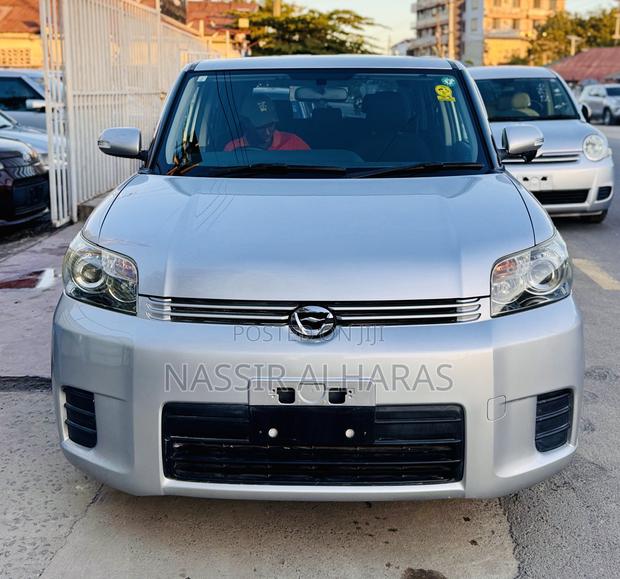 Toyota Corolla Rumion Hatchback 1.5 FWD 2009 Silver