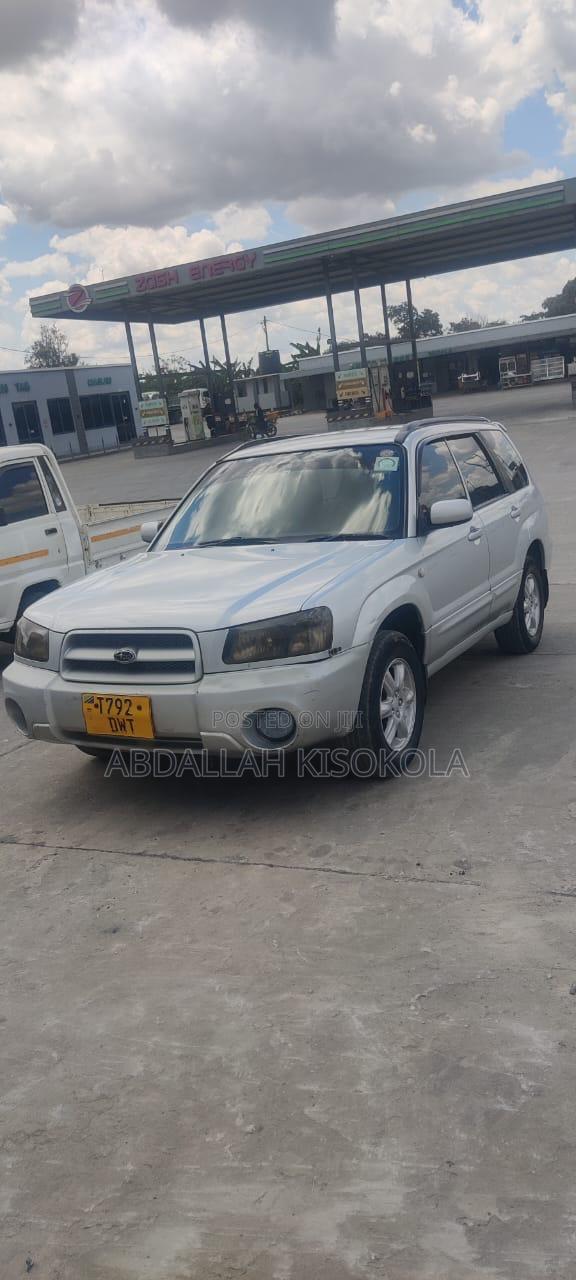 Subaru Forester 2004 Silver
